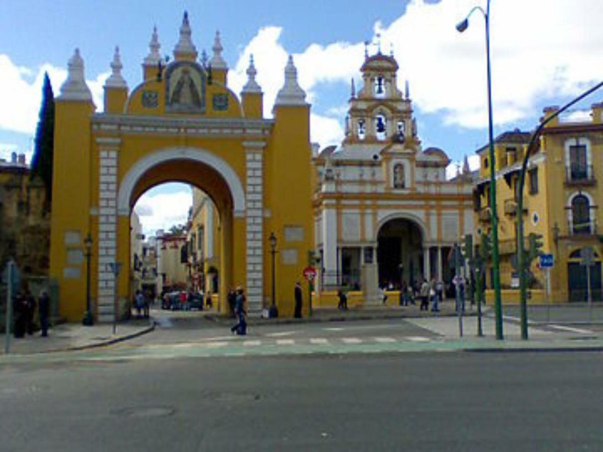 Cristinas Palace Seville Exterior photo